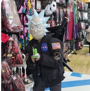 Meet your Posher, Madison